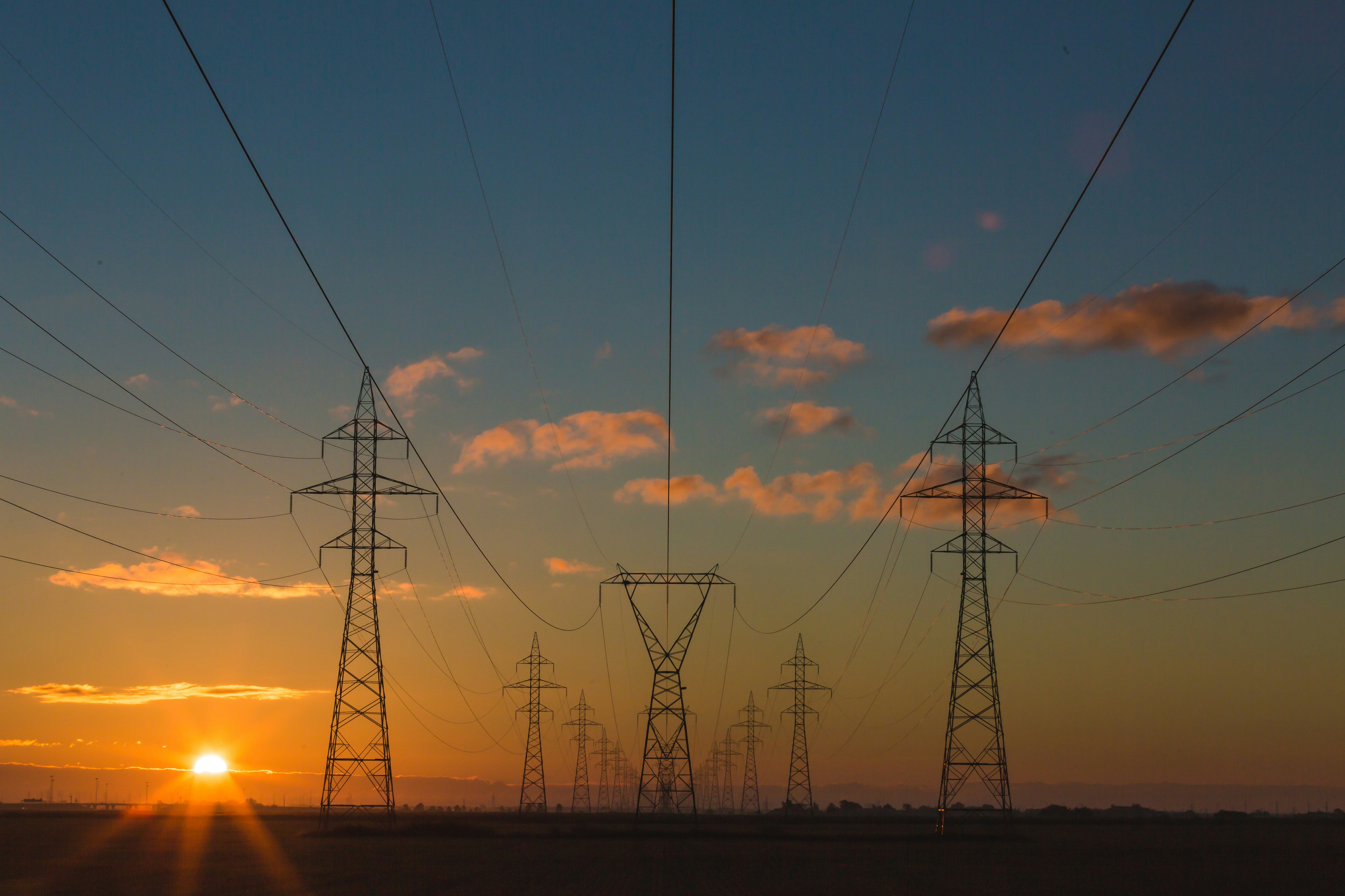 Matthew Henry - Power Lines - From Unsplash.com